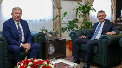 Mansur Yavaş, Özgür Özel'i ziyaret etti! 'Umuyorum soruşturmaya gerek görmezler'
