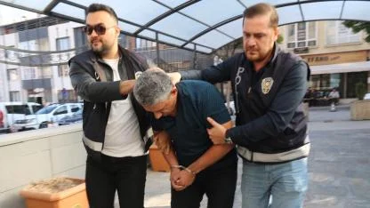 Markette çocuğunu tekmeleyen baba tutuklandı!