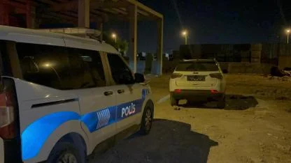 Plakasız trafiğe çıkan sürücü ‘dur' ihtarına uymadı: 17 bin 879 TL para cezası yazıldı!