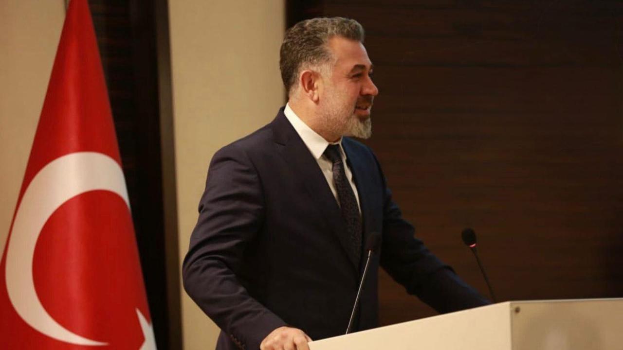 Sedat Kılınç’tan Gece Yarısı Dikkat Çeken Mesaj: “Menfaat İçin Yön Değiştirmedim”