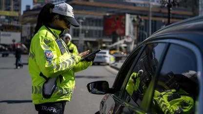 Trafikte yeni dönem! Yüzde 10 tolerans kalkıyor, sürücüler dikkat dev cezalar yolda!