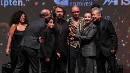 62. Altın Portakal'a ‘Tavşan İmparatorluğu' 7 ödülle damga vurdu!