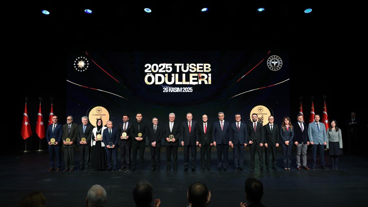 Cumhurbaşkanı Erdoğan’dan ERÜ’ye ödül!