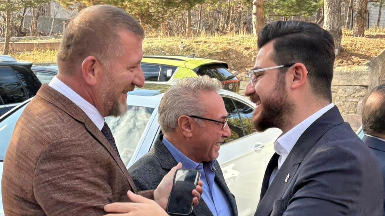 Deniz Çağan Teşkilat ile İç İçe Olmaya Devam Ediyor!