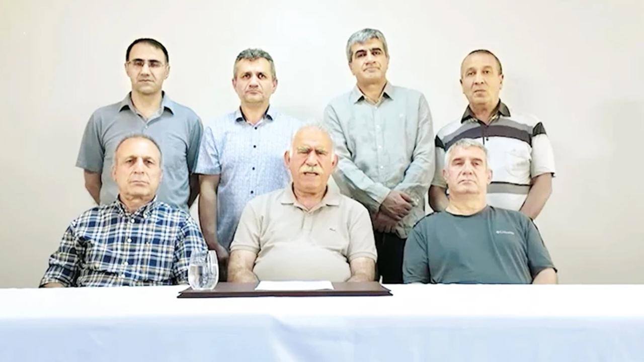 İmralı&#039;ya kimler gidecek isim isim liste belli oldu! CHP&#039;de sürpriz var!