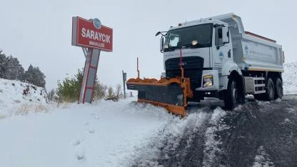 Kar yağdı, ekipler sahaya indi!