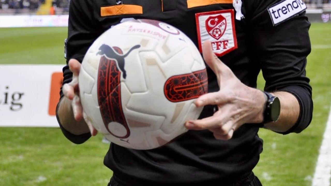 Kayseri Bölgesi'nden 3 hakeme 'bahis' cezası!