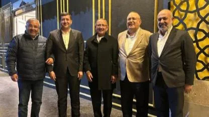 Dev İsimlerden Kritik Buluşma!