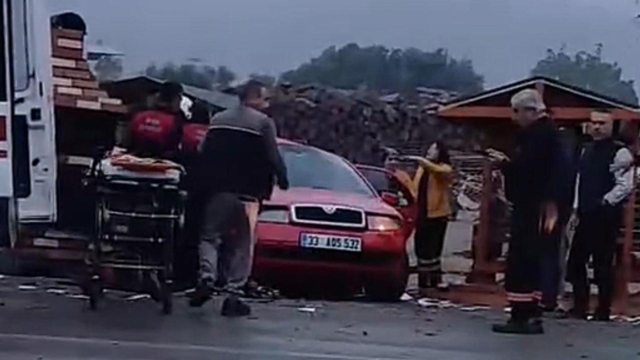 Kemalpaşa&#039;da feci trafik kazası!