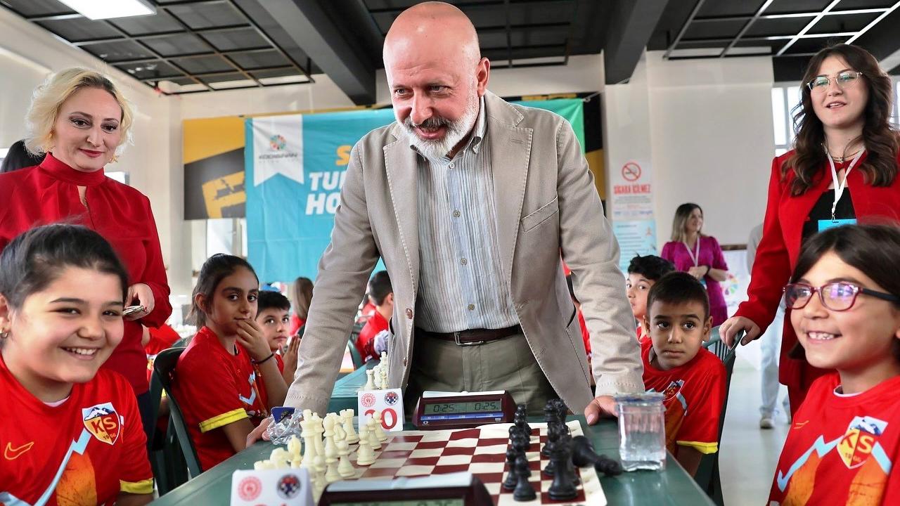 Kocasinan; Türkiye&#039;nin en prestijli satranç organizasyonuna ev sahipliği yapacak&quot;