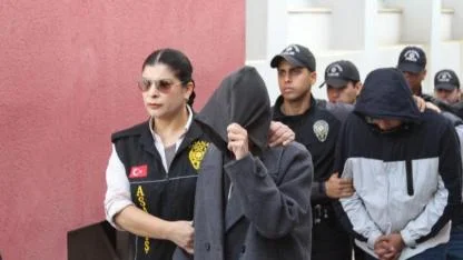 Müteahhitleri 19 milyon lira dolandıran şebeke çökertildi: 23 ilde dev operasyon!