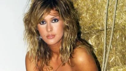 Podyumların gözde ismiydi! Ebru Destan son haliyle dumura uğrattı!