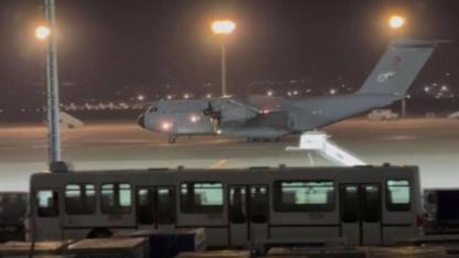 Şehitlerimizin naaşını taşıyan askeri uçak Ankara'ya iniş yaptı!