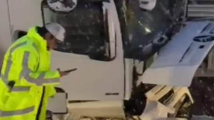 Sivas’ta Yoğun Kar Yağışı Zincirleme Kazaya Neden Oldu: 1 Ölü, 5 Yaralı!