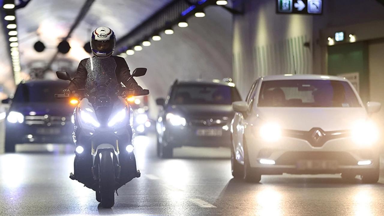 Trafikte yeni düzenleme! Eldiven ve koruma gözlüğü zorunlu oldu!