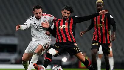 Beşiktaş, Fatih Karagümrük engelini 2 golle aştı!