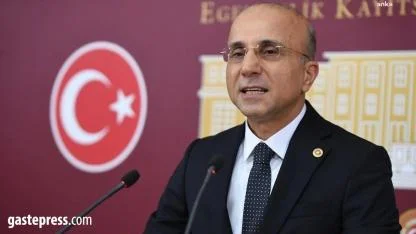CHP’li Aşkın Genç: “Bu ülkede gelirle değil, borçla hayatta kalınıyor”