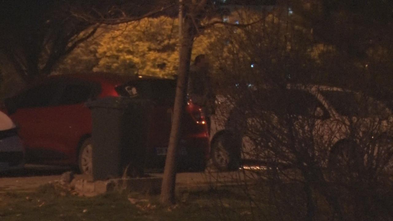 Eşi evi terk edince tüfeğe sarıldı!