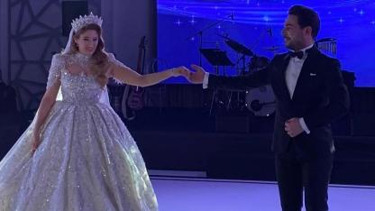 Kayseri Sosyetesi ve Basın Camiası Görkemli Düğünde Buluştu: Ogan ve Deniz Ailelerinin Unutulmaz Gecesi!