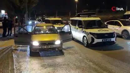 Kayseri'de uygulamada görevli polise çarpıp, kaçtılar!