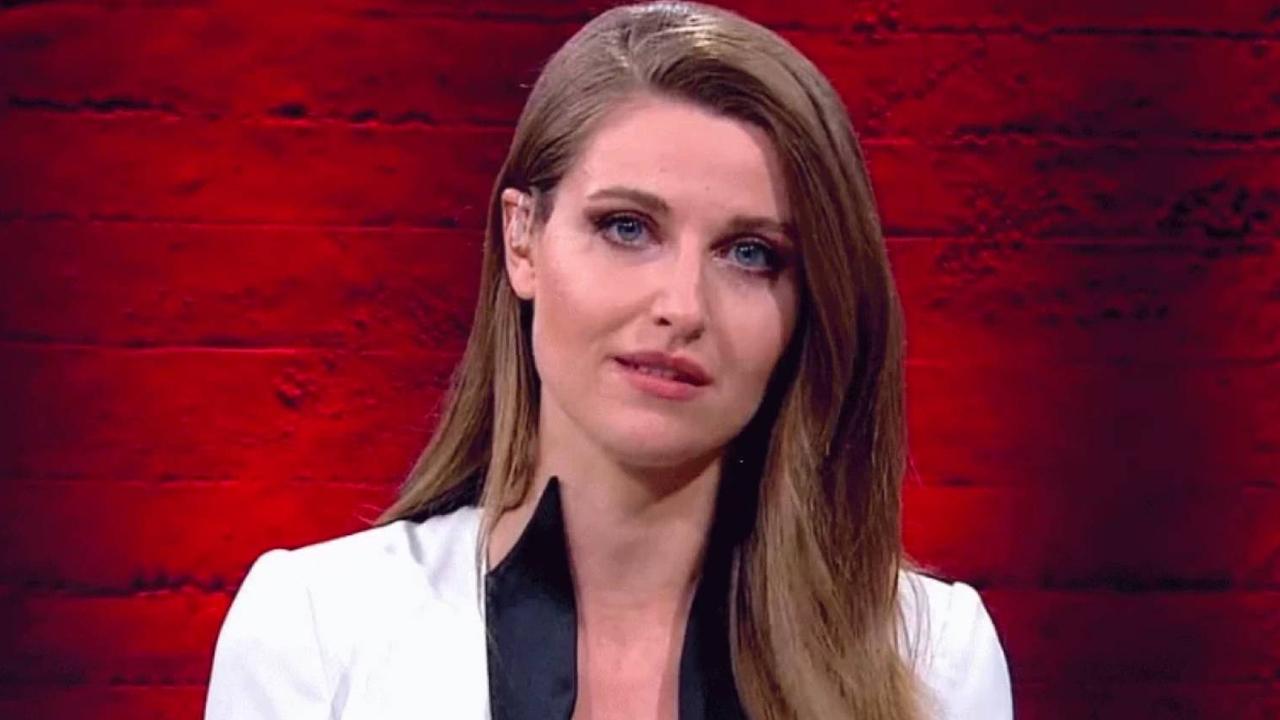 Mehmet Akif Ersoy'un eski eşi, gazeteci Pınar Erbaş iddialara yanıt verdi!