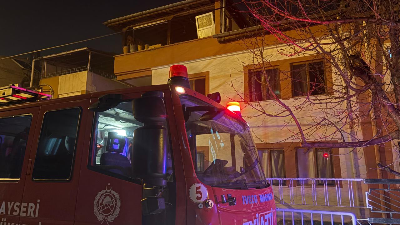 Mutfakta çıkan yangın korkuttu!