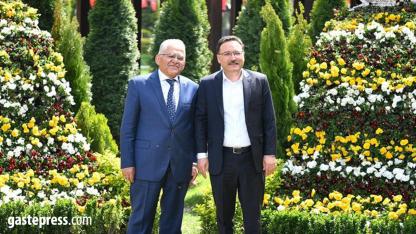 Başkan Büyükkılıç’tan Vali Gökmen Çiçek’e Destek Mesajı