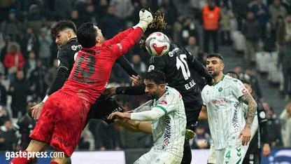 Beşiktaş, Dolmabahçe'de 10 kişiyle kazandı!