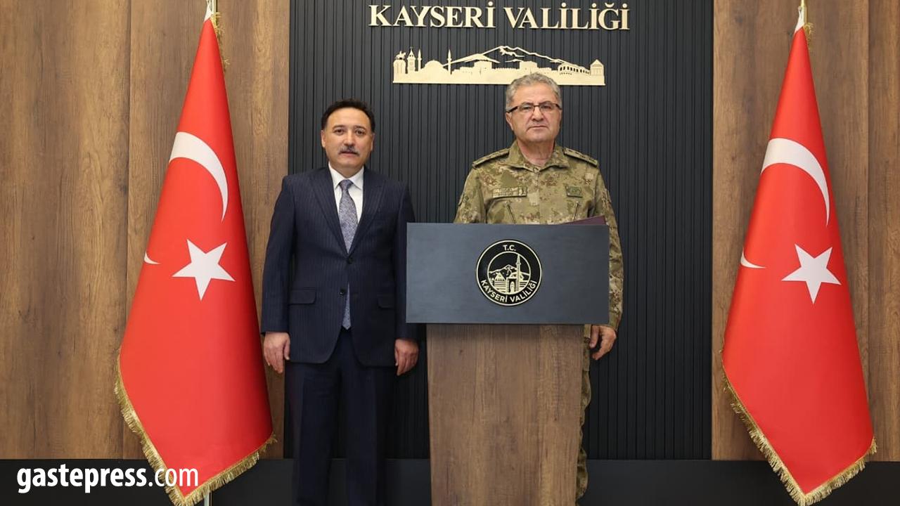 Kara Kuvvetleri Komutanı Tokel ve Bakan Yardımcısı Ayhan’dan Vali Çiçek’e ziyaret!