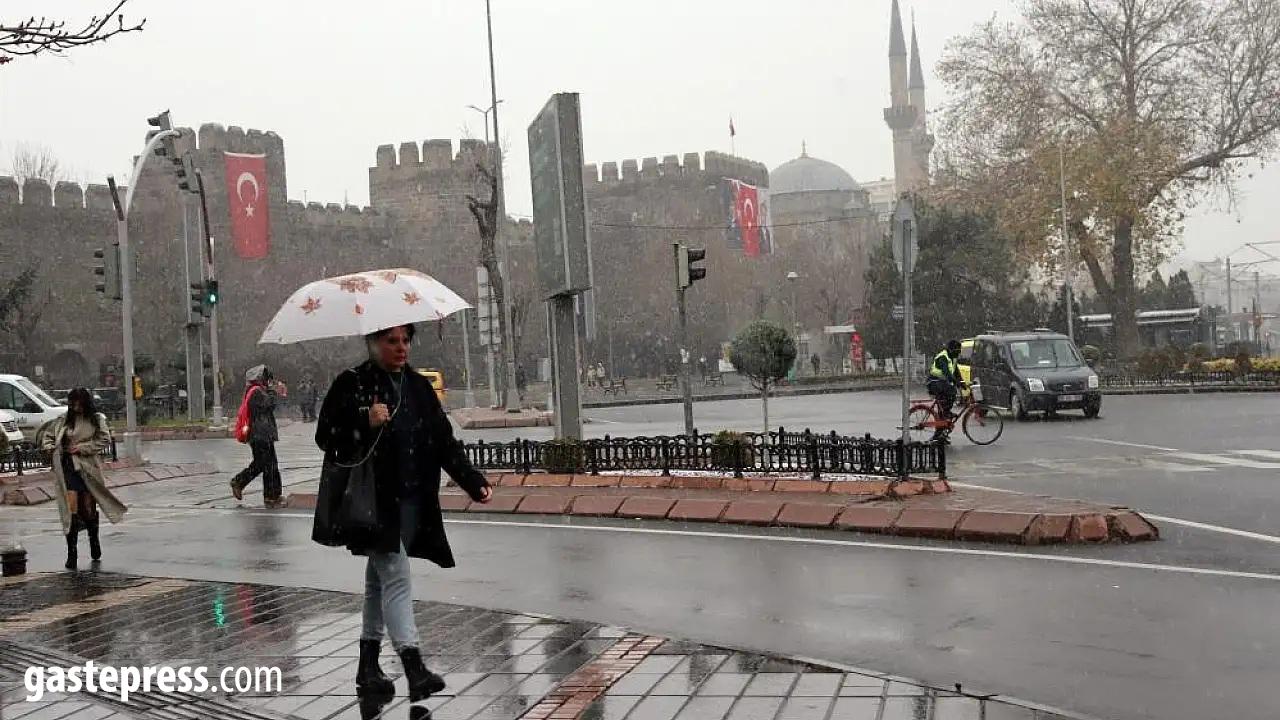 Kayseri’de Bugün Yağmur Bekleniyor: Meteoroloji’den Sis ve Çığ Uyarısı!