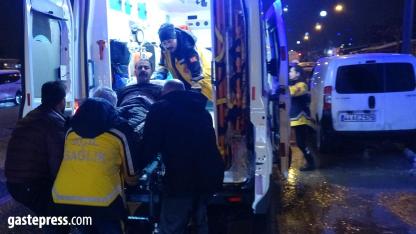 Malatya'da husumetlilerin bıçaklı kavgasında: 2'si ağır 3 kişi yaralandı!