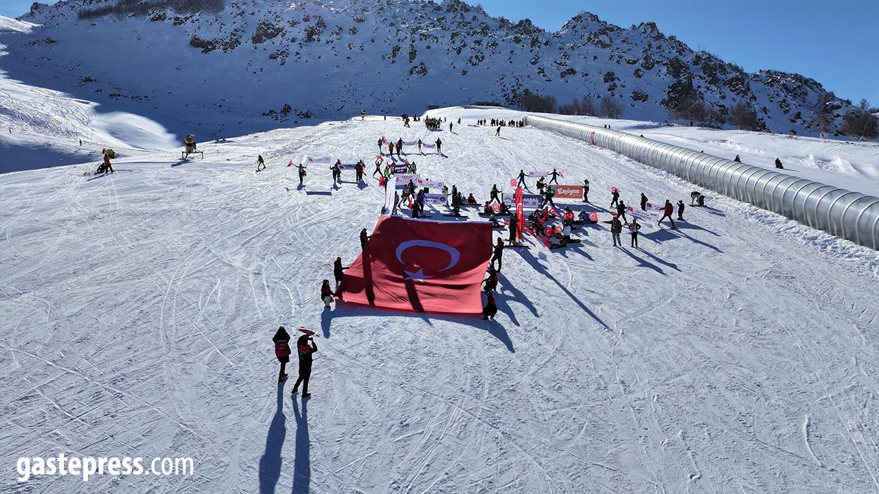 Sarıkamış Şehitleri Erciyes’te Anıldı!