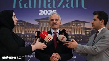 Abdulkadir Uraloğlu: 15 yaş altının sosyal medyada zaman geçirmesini istemiyoruz!