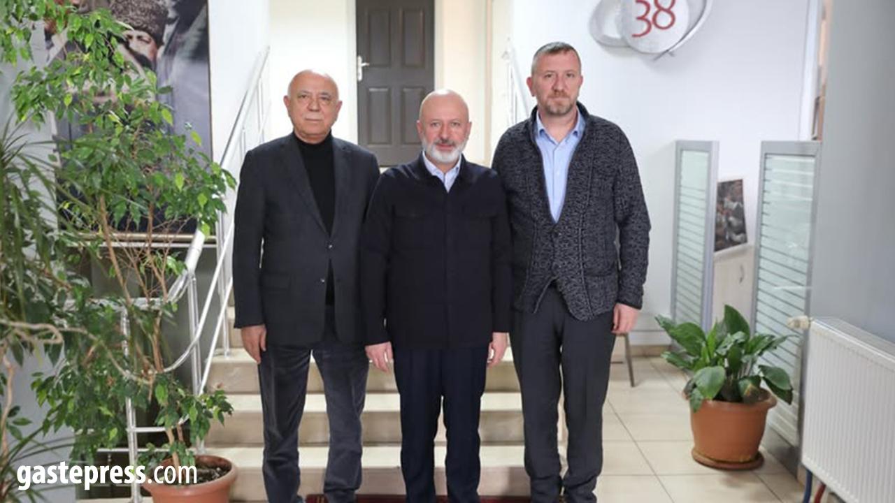 Ahmet Çolakbayrakdar’dan Deniz Çağan’a Geçmiş Olsun Ziyareti!