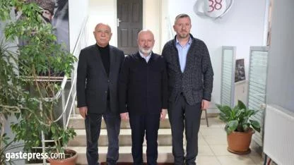 Ahmet Çolakbayrakdar’dan Deniz Çağan’a Geçmiş Olsun Ziyareti!