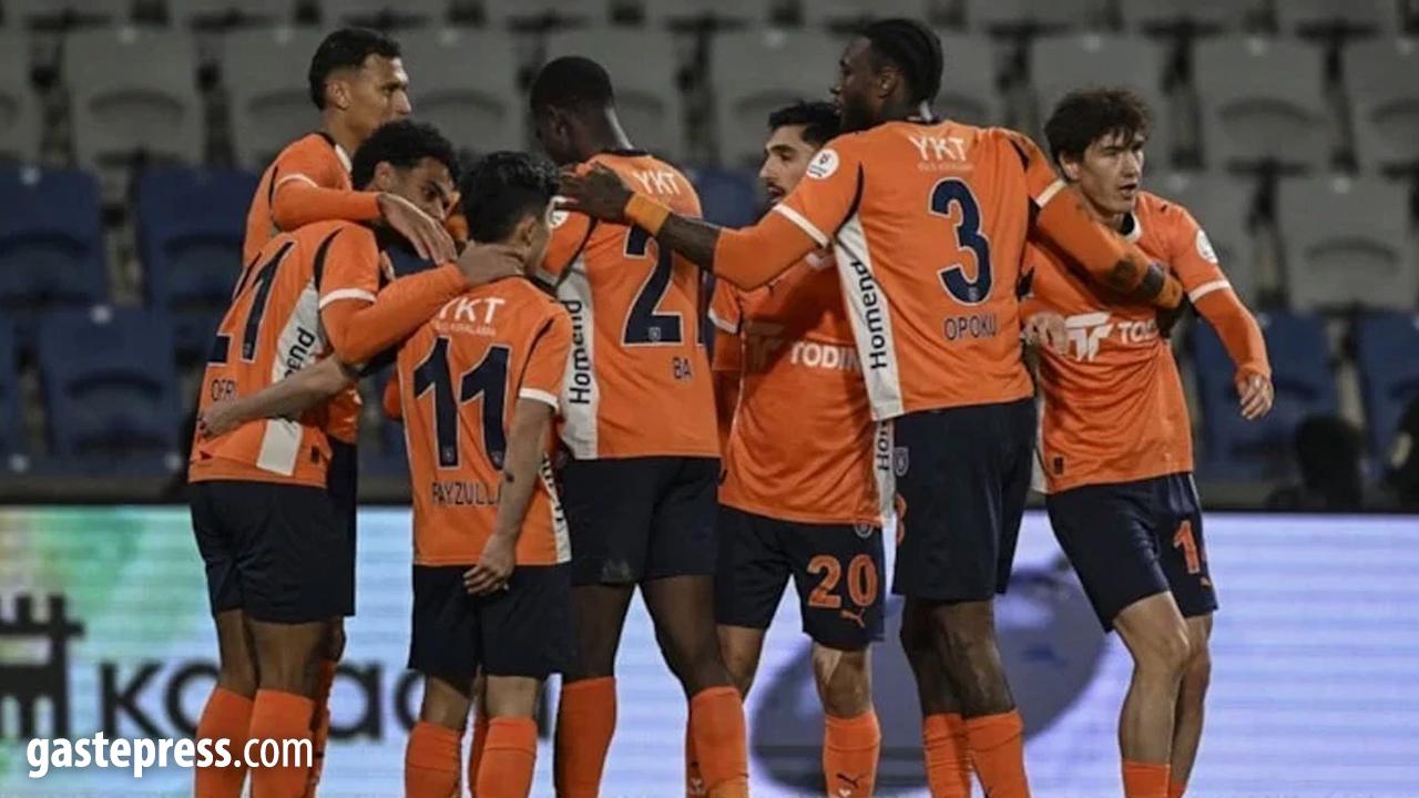 Başakşehir, Konyaspor'u ikinci yarıda yıktı!