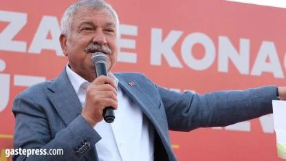 Görevden uzaklaştırılan Adana Belediye Başkanı Zeydan Karalar tahliye edildi!