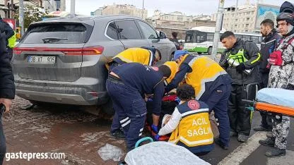 Kayseri’de Elektrikli SUV Yayaların Arasına Daldı: 5 Yaralı!