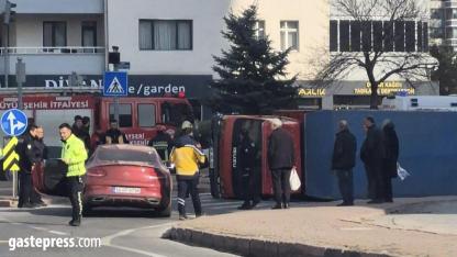 Kayseri’de Kamyonet ile Otomobil Çarpıştı: 1 Yaralı!