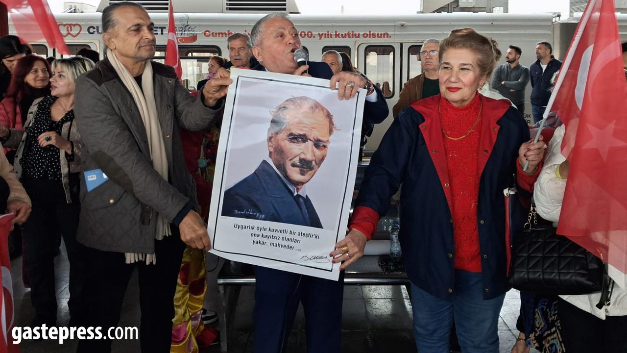 Raylar Üzerinde Aşk ve Öykü: Metroda 93 Kalemden Edebiyat Coşkusu