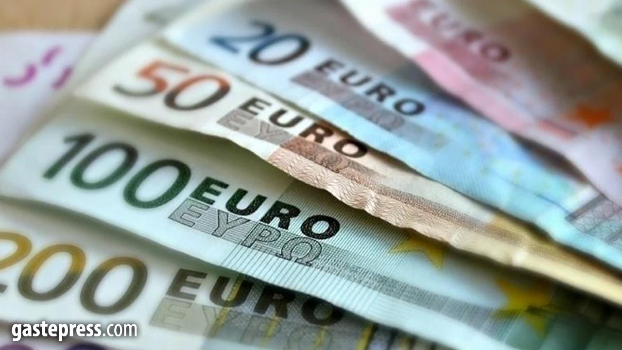 Serbest piyasada döviz açılış fiyatları! Dolar ve Euro...