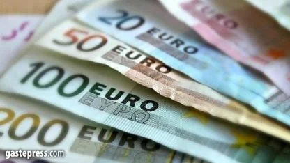 Serbest piyasada döviz açılış fiyatları! Dolar ve Euro...