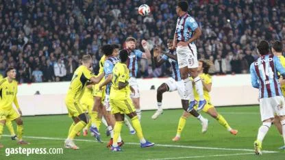 Süper Lig’de Trabzon’da 5 Gollü Nefes Kesen Düello: Fenerbahçe 3 Puanı 3 Golle Aldı!
