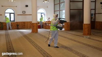 Talas'ın camilerinde Ramazan'a özel temizlik!