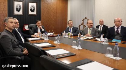 Vali Çiçek Başkanlığında Kayseri’nin Sağlık Hizmetleri Kapasitesi Değerlendirildi!