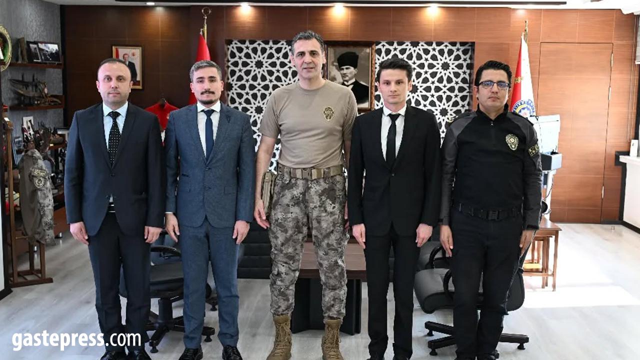 Atanur Aydın, İlk Müdahaleyi Yapan Personeli Makamında Kabul Etti!