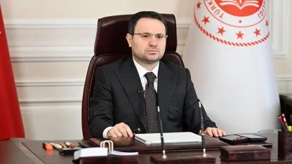 Bakan Gürlek’ten Özgür Özel’e sert yanıt: “Belgeler sahte”