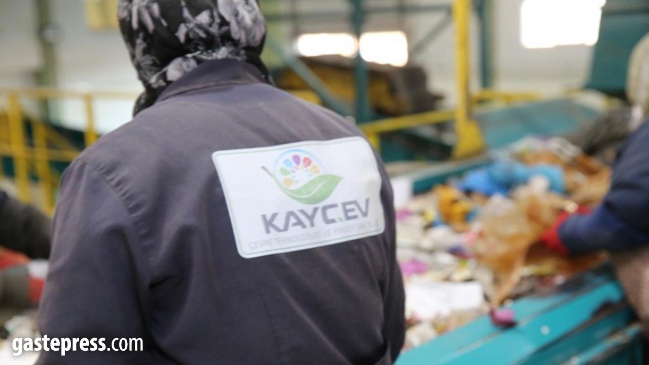 Başkan Çolakbayrakdar: "Sıfır atıkla hem çevreyi koruyor hem ekonomiye katkı sağlıyoruz"