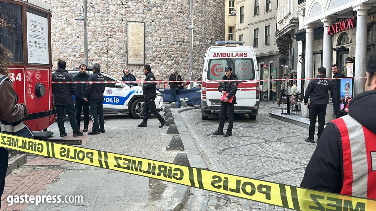 Galata Kulesi'nden atlayan kadın hayatını kaybetti!