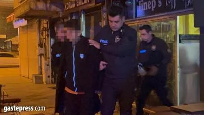 Hırsızlığın böylesi... Hırsızlık için girdiği kafede ısındı, yemek yedi!